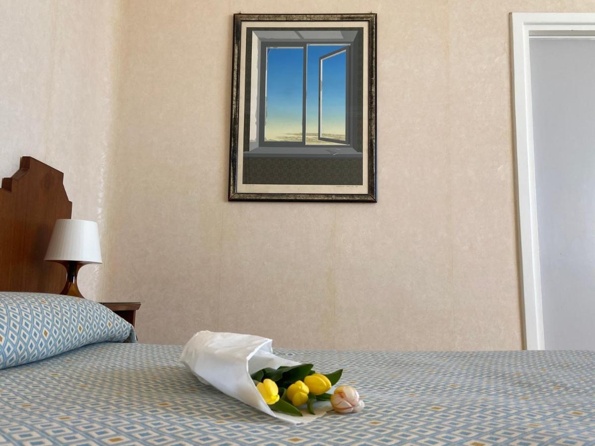 Hotel Le Najadi Santa Marinella Extérieur photo